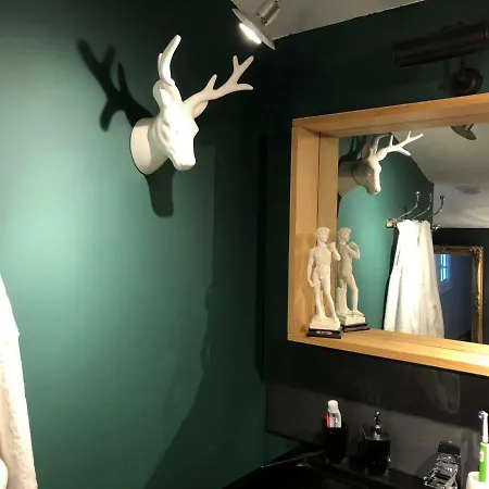 La Maison Des Vallees * Saivres