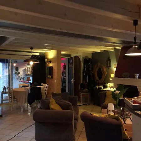 La Maison Des Vallees *