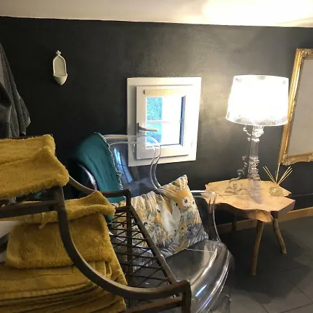 La Maison Des Vallees *